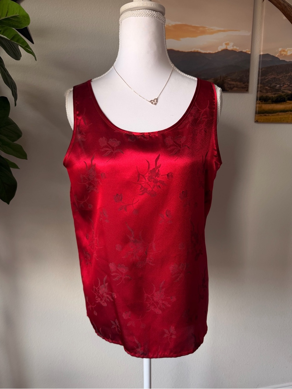 Vintage 90s Liz Baker Red Floral Jacquard Satin Tank Top Blouse